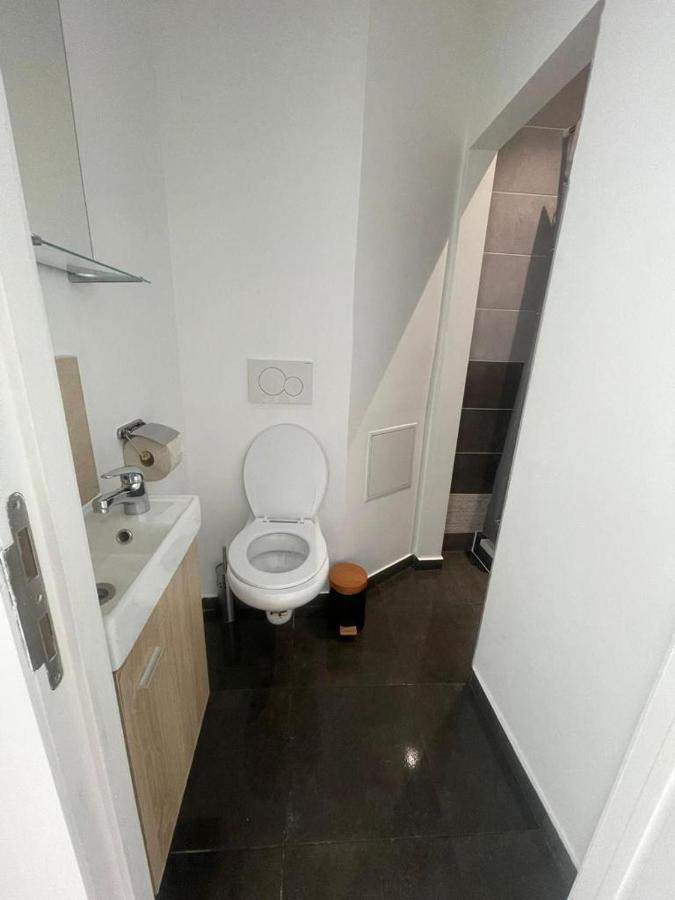 Schaerbeek Room 2 Brussel Bagian luar foto
