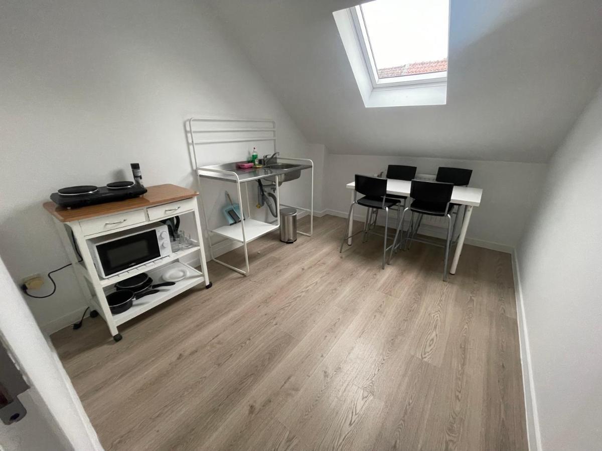 Schaerbeek Room 2 Brussel Bagian luar foto